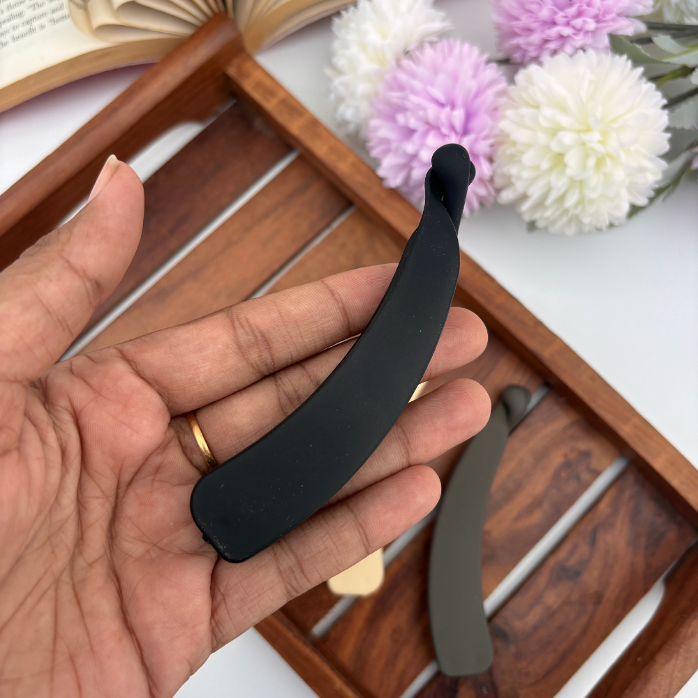 Matte Sleek Curve Banana Clip