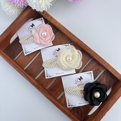 Pearl Bloom Rose Tic Tac Clip