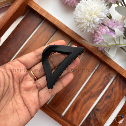 Matte Neutral Triangle Cut Hair Claw – Medium