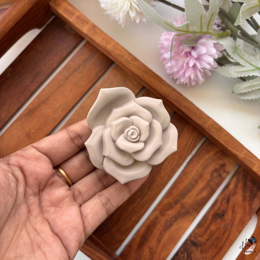 Matte Rose Bloom Hair Claw – Medium