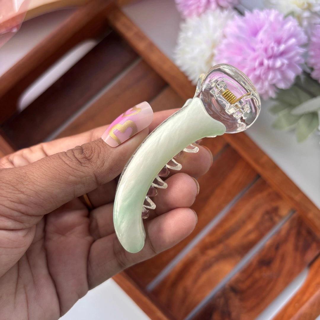 Bofeini Plain Sheet Banana Clip - Medium