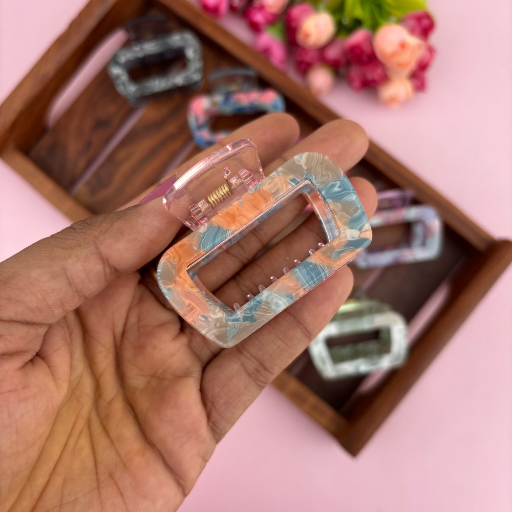 Marble Sheet Finish Hair Claw - Medium