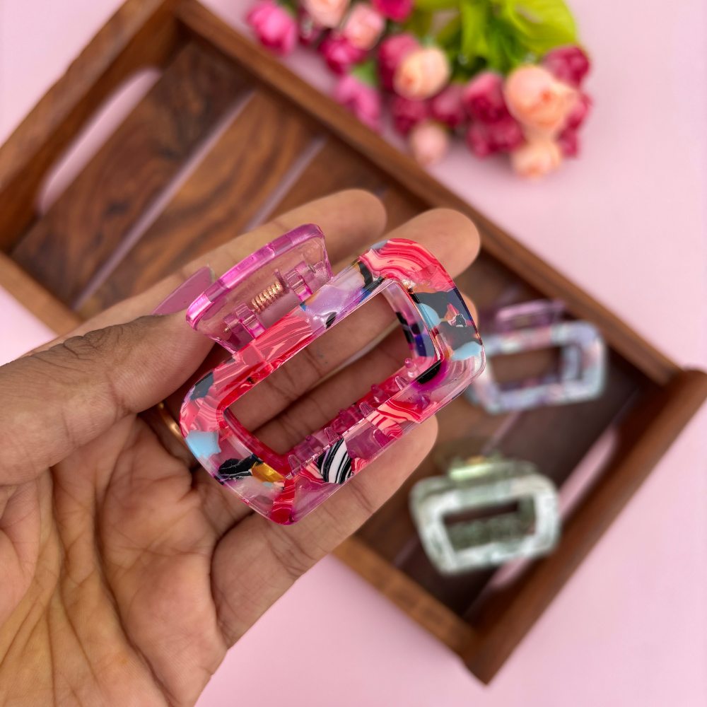 Marble Sheet Finish Hair Claw - Medium