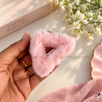 Triangular Fur Claw - Medium