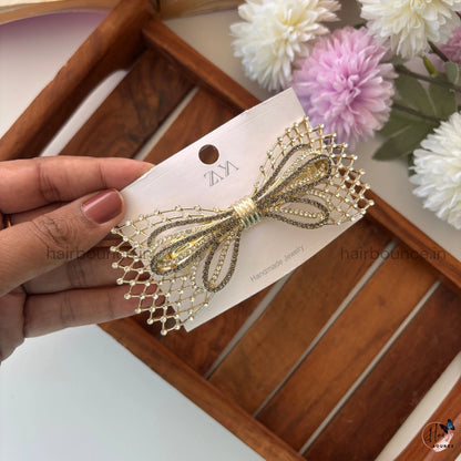 Regal Mesh Bow Center Clip