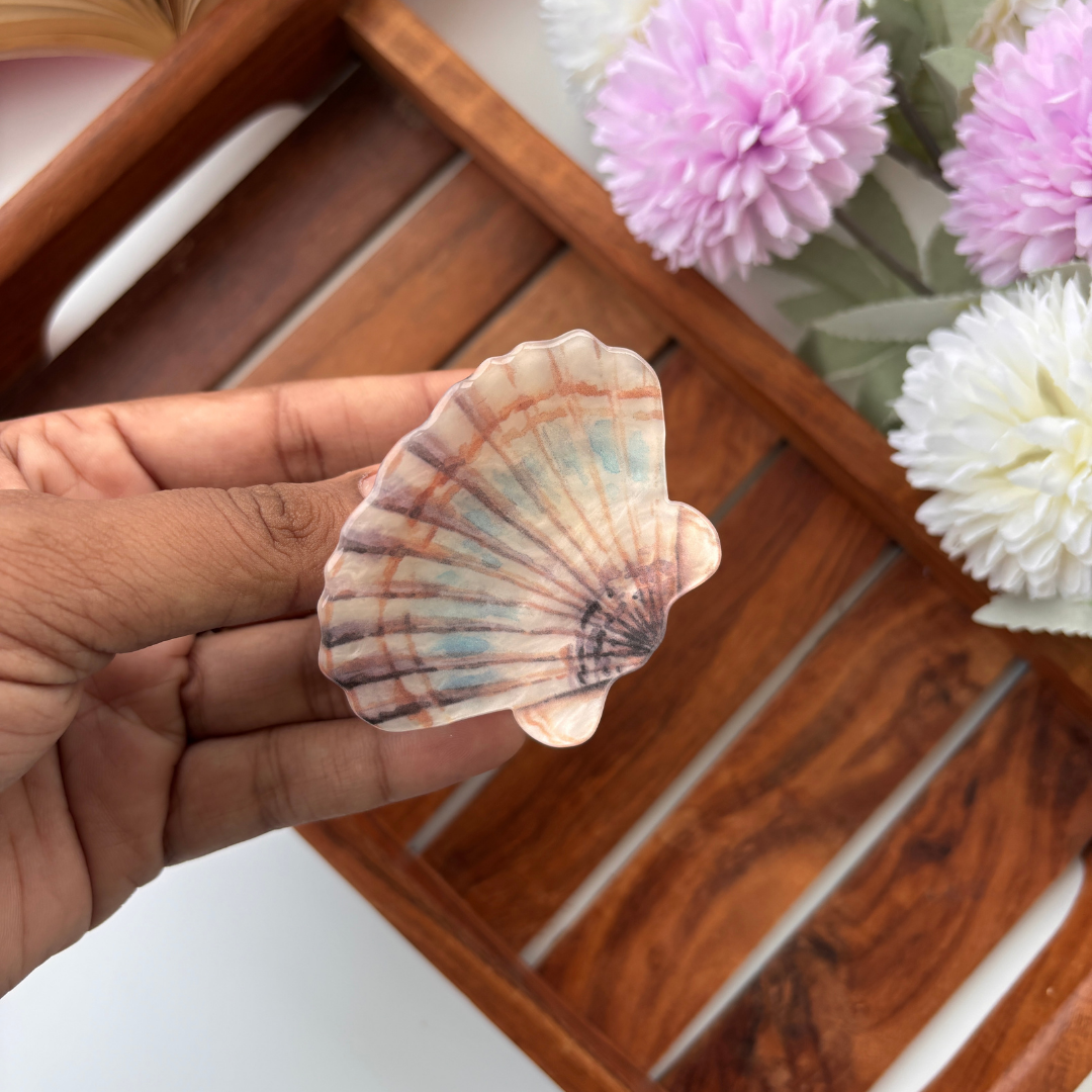 Coastal Shell Hair Claw - Medium