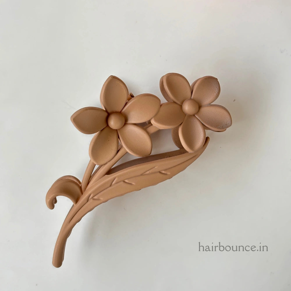 Flower Matte Hair Claw