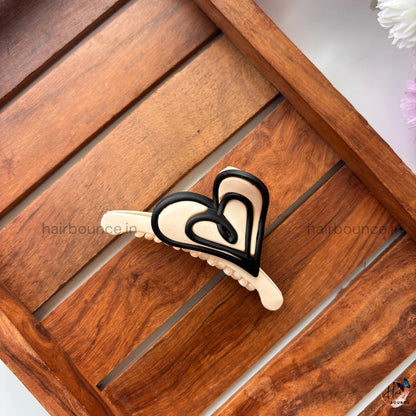 Matte Loop Heart Hair Claw – Medium