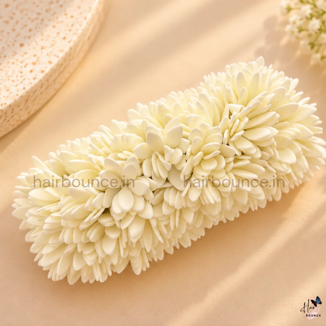 Traditional Mullai Poo Floral Center Hair Clip – Ivory White