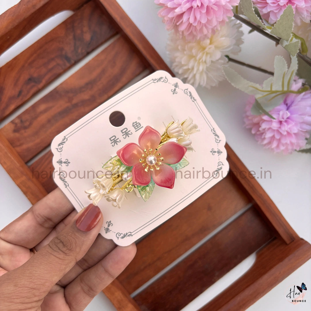 Enchanted Petal Pearl Hair Barrette – Elegant Floral Clip