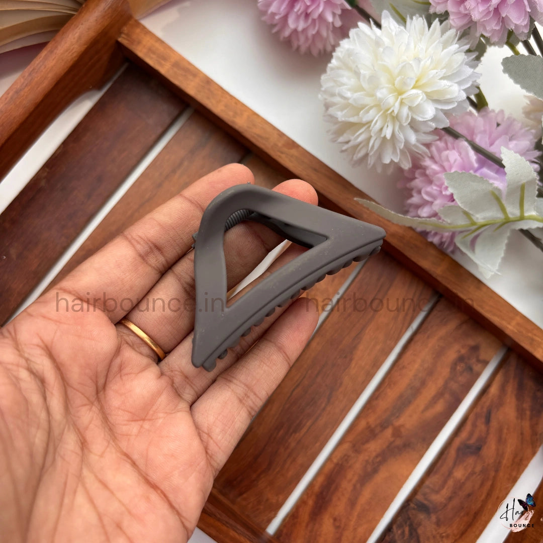 Matte Neutral Triangle Cut Hair Claw – Medium