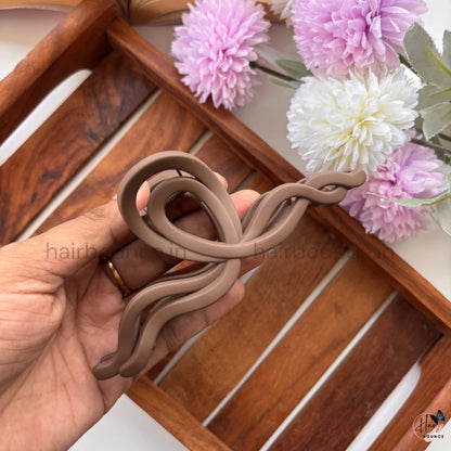Matte Ribbon Twist Hair Claw – Extra Large