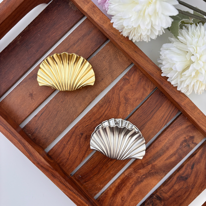 SeaShell Metal Hair Claw - Medium