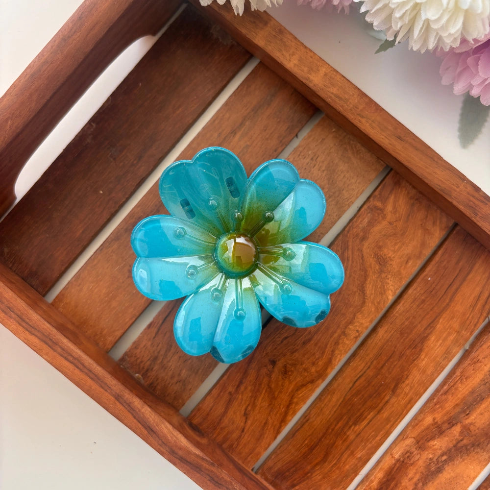 Shiny Petal Charm Hair Claw – Large