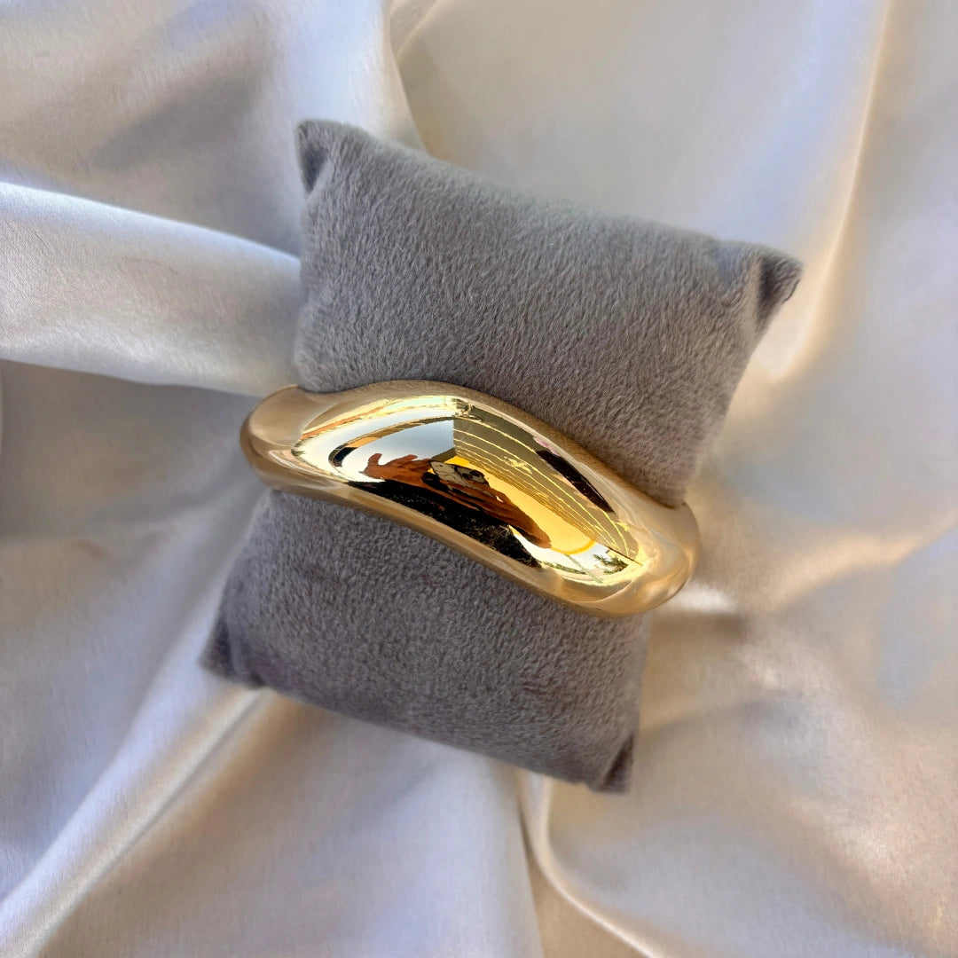 Luxe Wave Gold Cuff