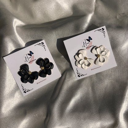 Classic Petal Bloom Earrings - Gold Outline