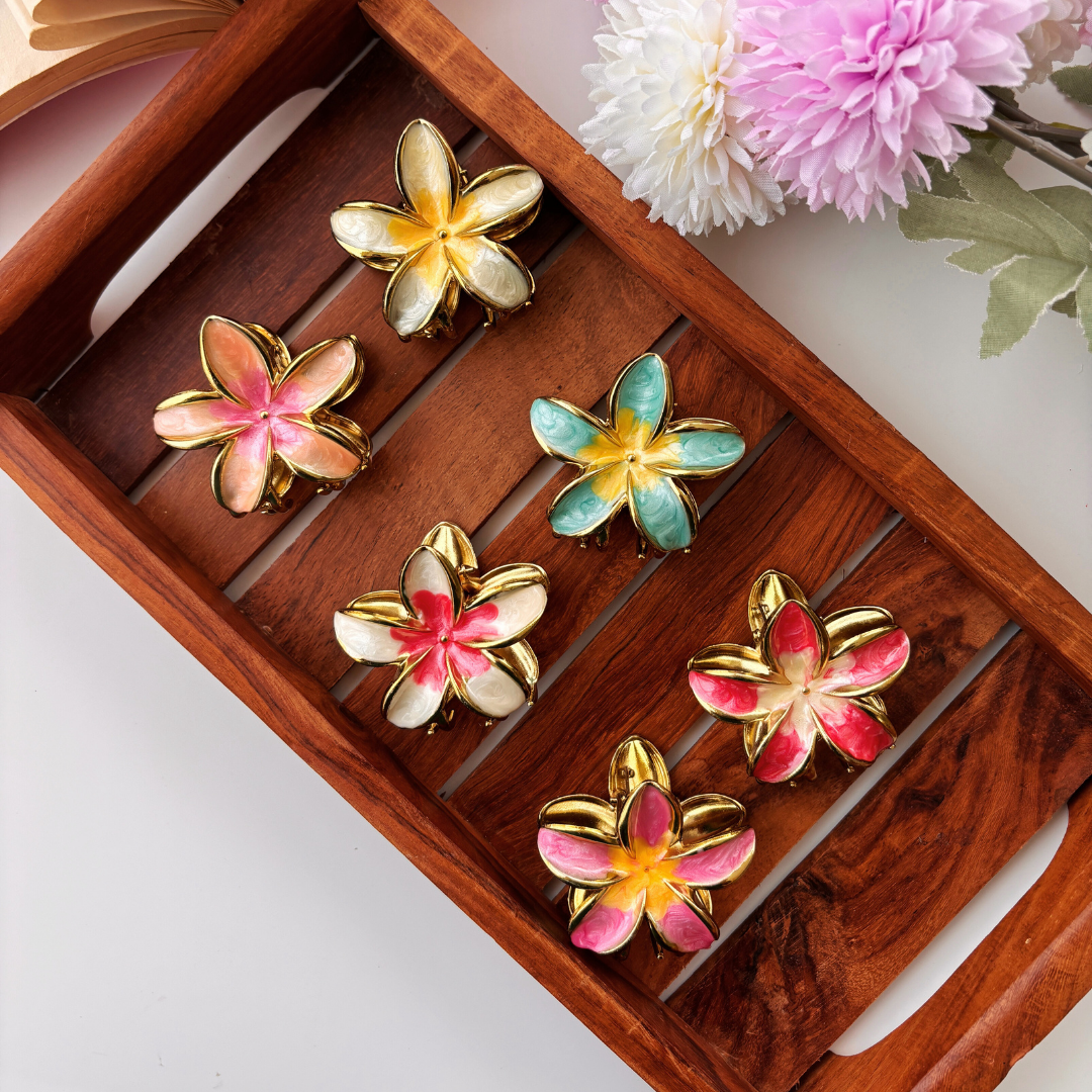 Golden Petal Gloss Hair Claw -  Medium