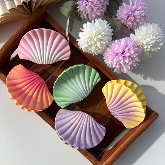 SeaShell Matte Hair Claw - Large