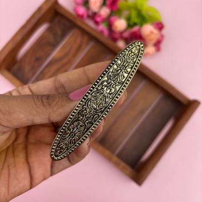 Floral Charm Metal Center Clip