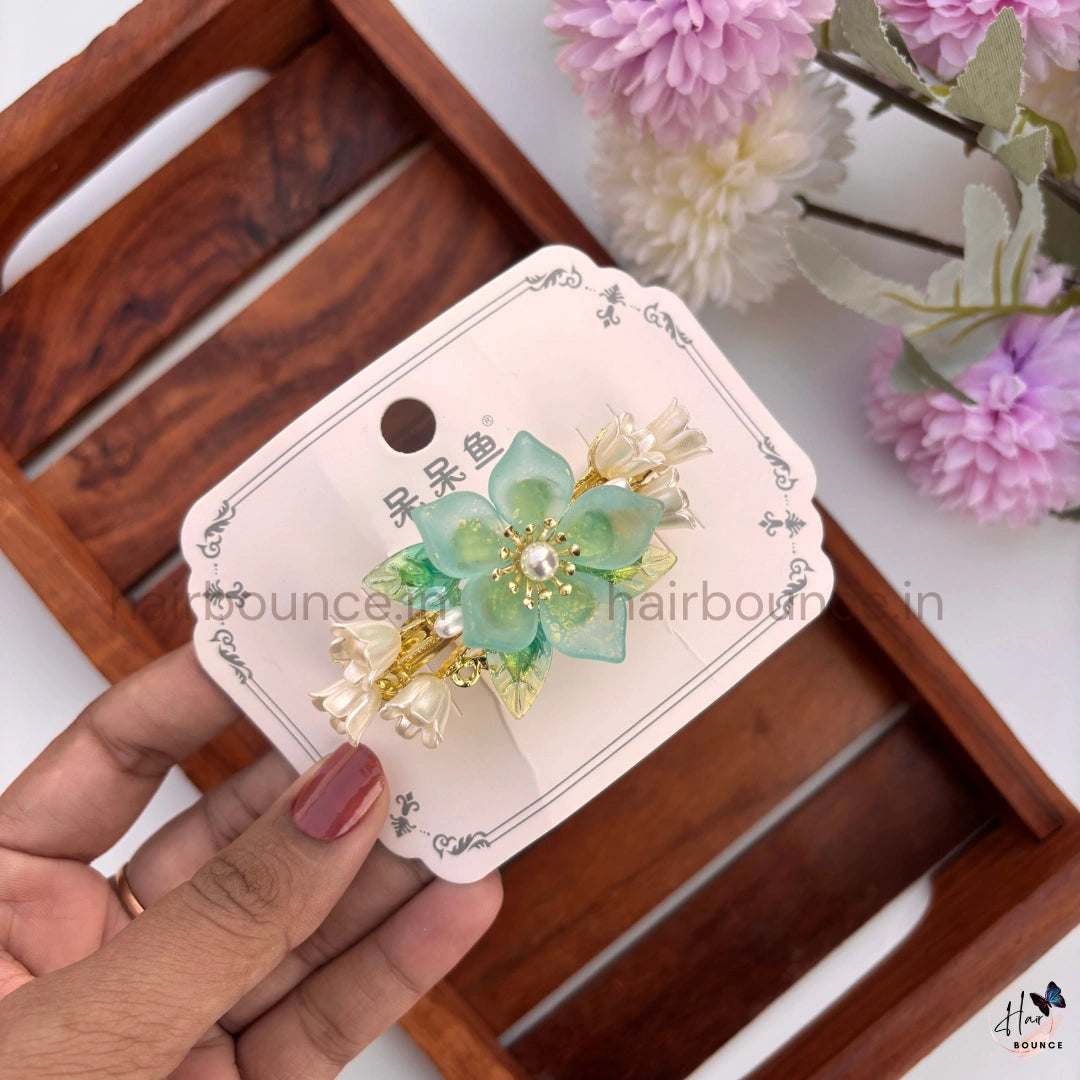 Enchanted Petal Pearl Hair Barrette – Elegant Floral Clip