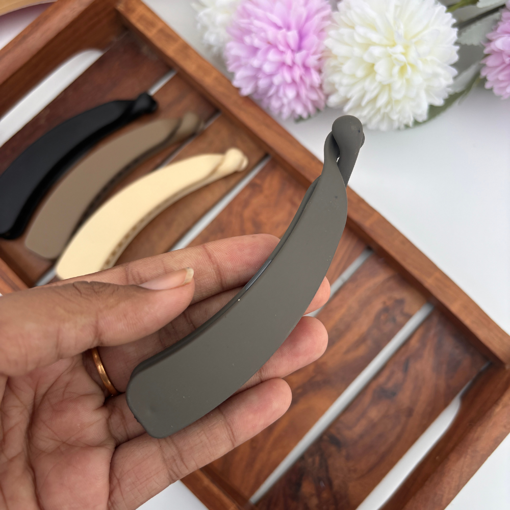 Matte Sleek Curve Banana Clip