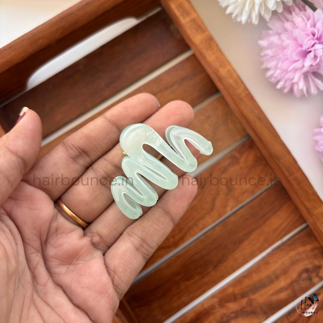 Transparent Mini Zig Zag Hair Claw – Small