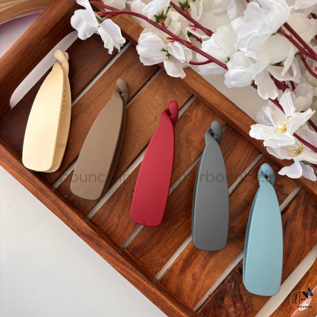 Solid Matte Banana Hair Clip – Medium