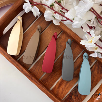 Solid Matte Banana Hair Clip – Medium