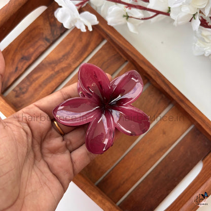Glossy Floral Hair Claw – Large