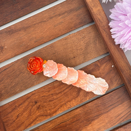 Rose Petal Cascade Center Clip