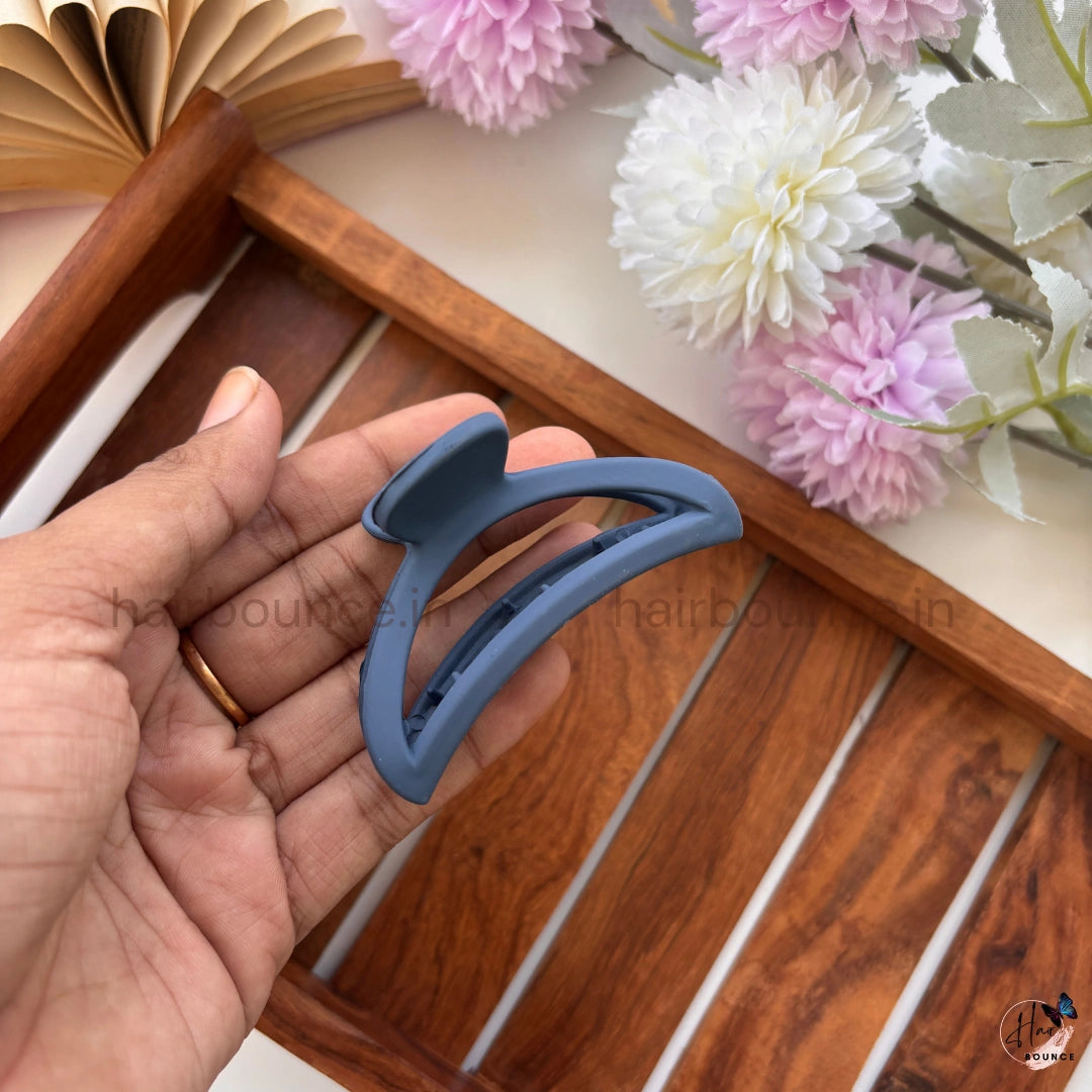 Crescent Curve Hair Claw for Women – Medium