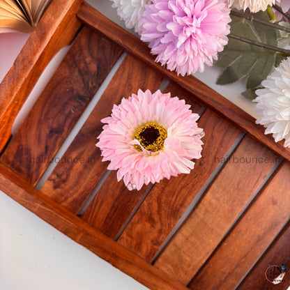 Daisy Bloom Flower Hair Claw - Medium