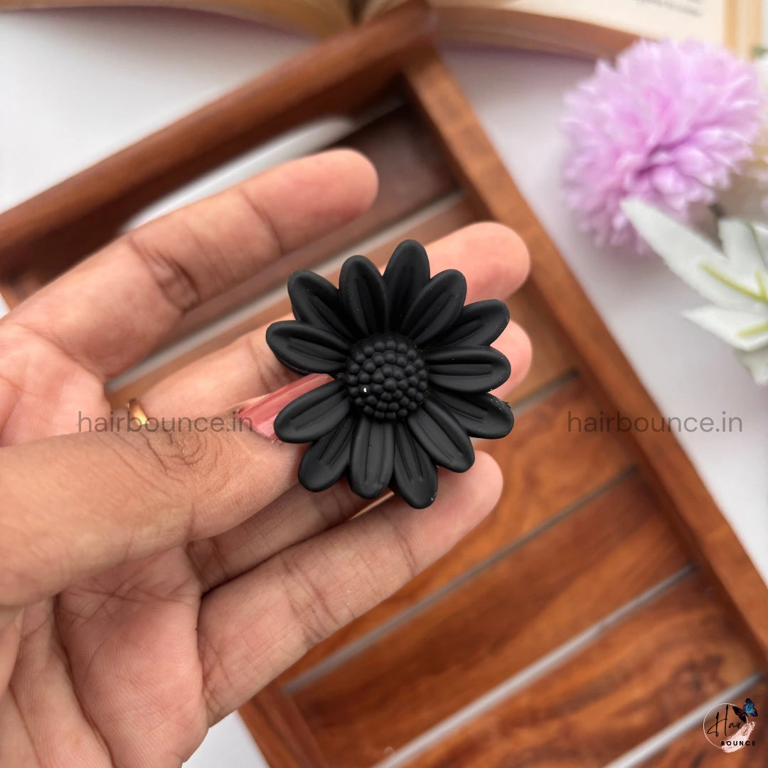 Nude Shade Sunflower Hair Claw – Small