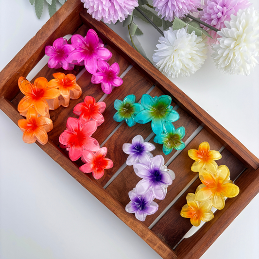 Shinny Triple Flower Hair Claw - Medium