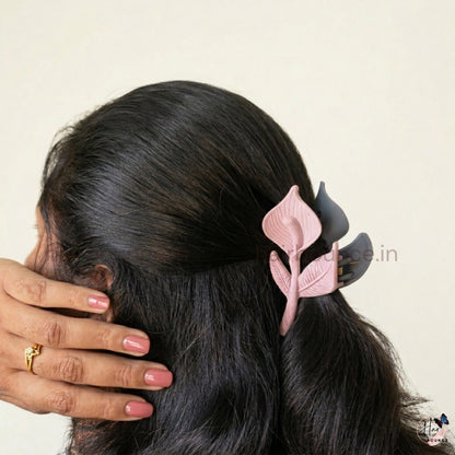 Dual-Colour Calla Leaf Hair Claw – Large