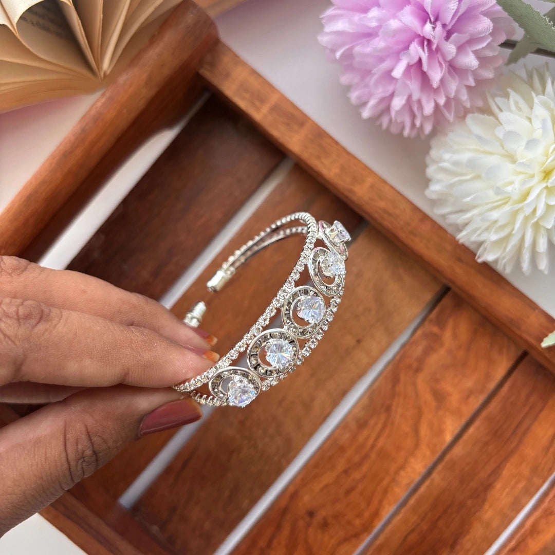 Crystal Crown Bangle Bracelet for Kids✨👑