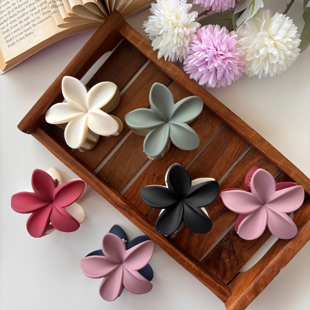 Dual Colour Lilly Flower Hair Claw - Large