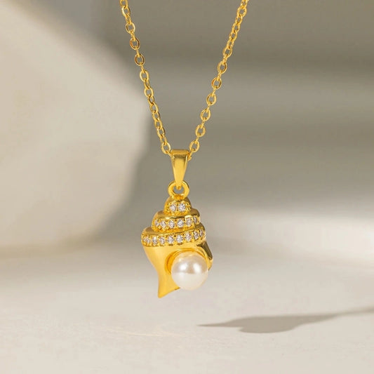 Golden Conch Pearl Pendant Necklace