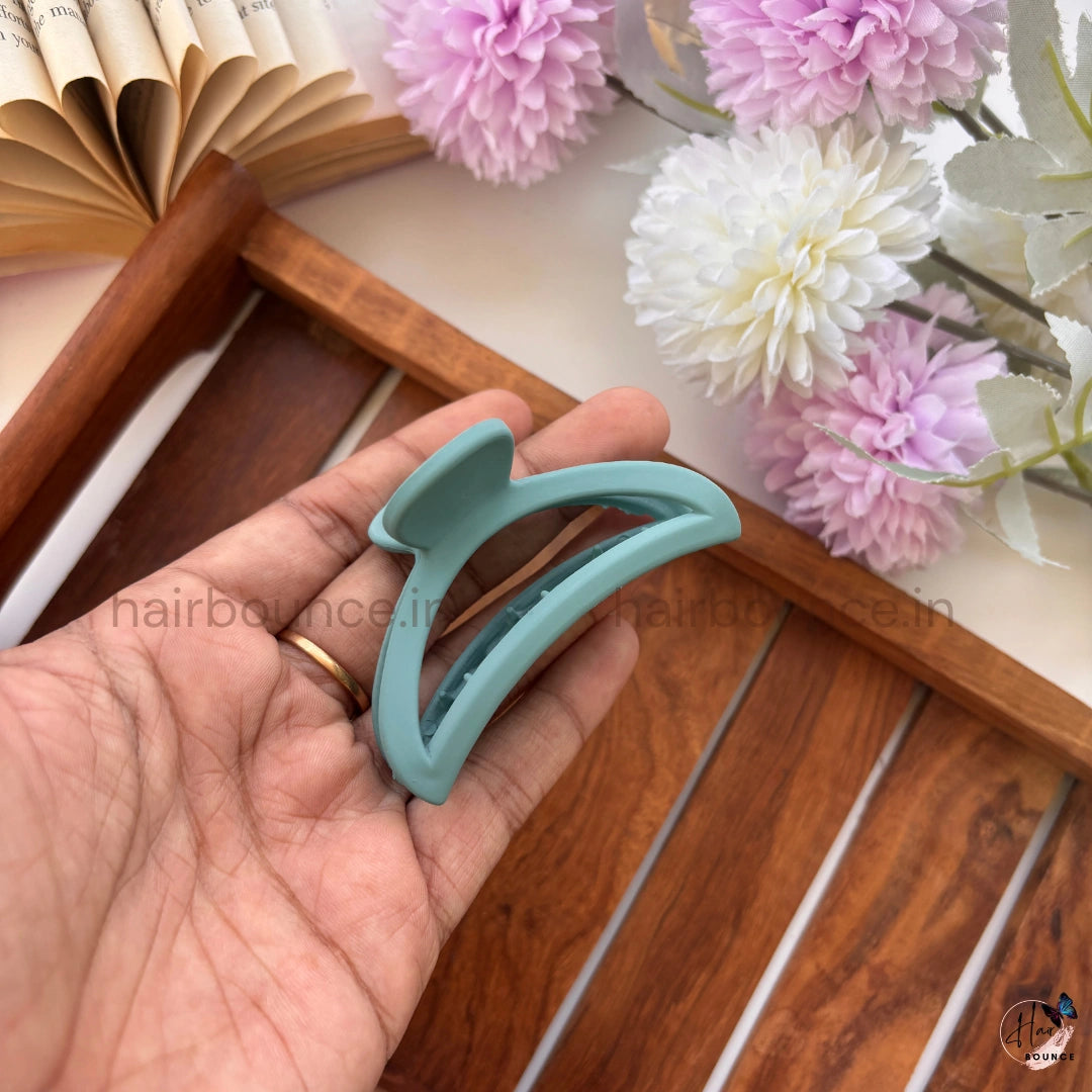 Crescent Curve Hair Claw for Women – Medium