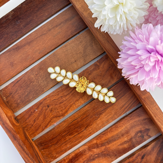 Radha Krishna Pearl Leaf Clip