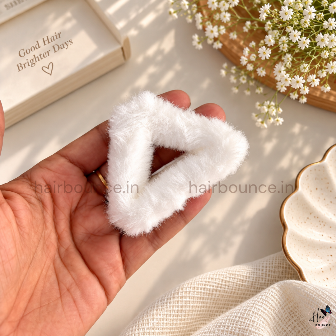 Triangular Fur Claw - Medium