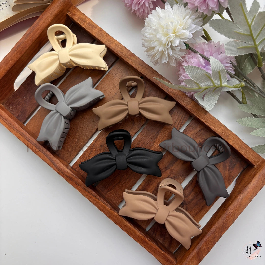 Elegant Matte Bow Hair Claw – Large