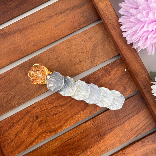 Silver Rose Cascade Center Clip