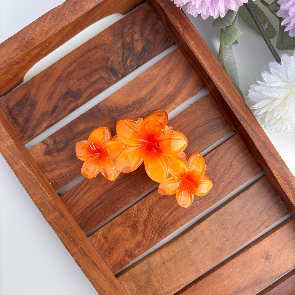 Shinny Triple Flower Hair Claw - Medium