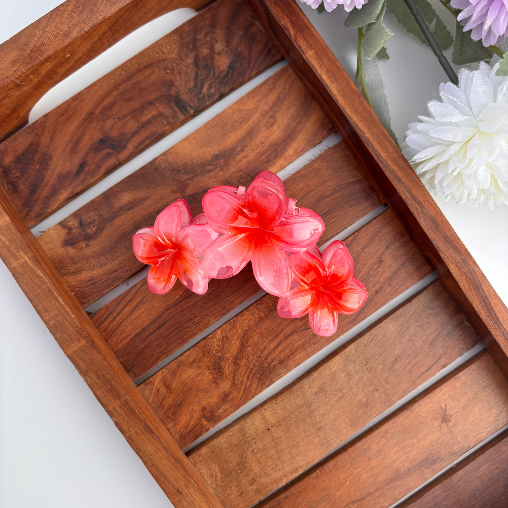 Shinny Triple Flower Hair Claw - Medium