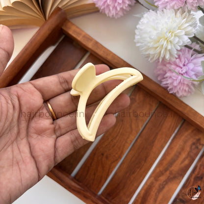 Crescent Curve Hair Claw for Women – Medium