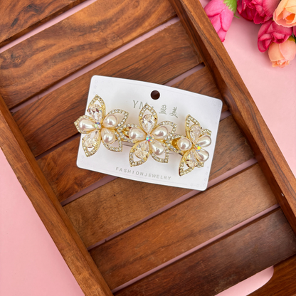 Premium Triple Pearl Bloom Center Clip