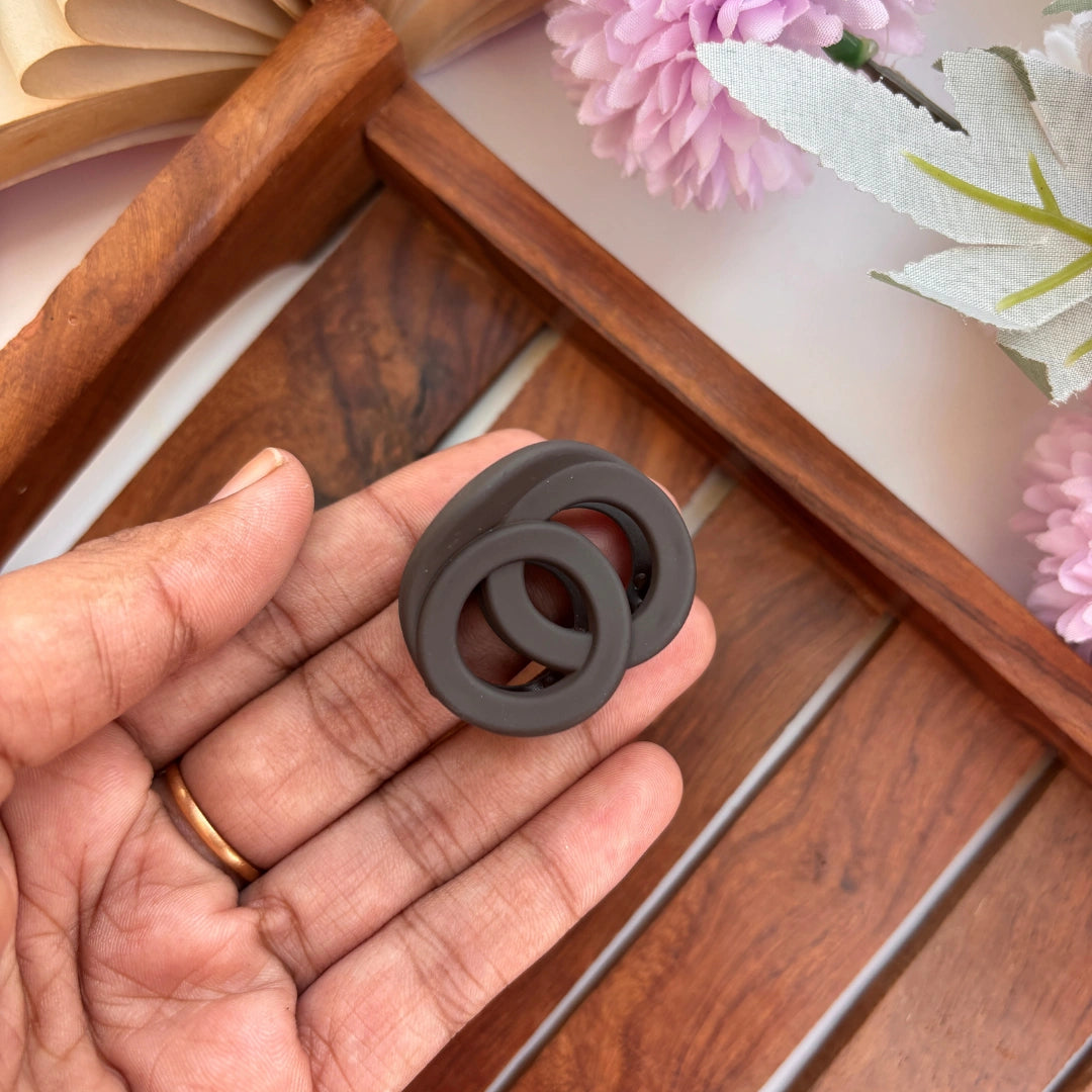 Mini Double Ring Matte Hair Claw – Small