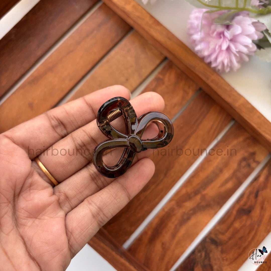 Butterfly Loop Hair Claw – Small | Minimal Acrylic Hair Clip for Women & Girls