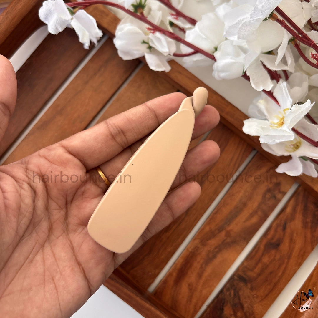 Solid Matte Banana Hair Clip – Medium